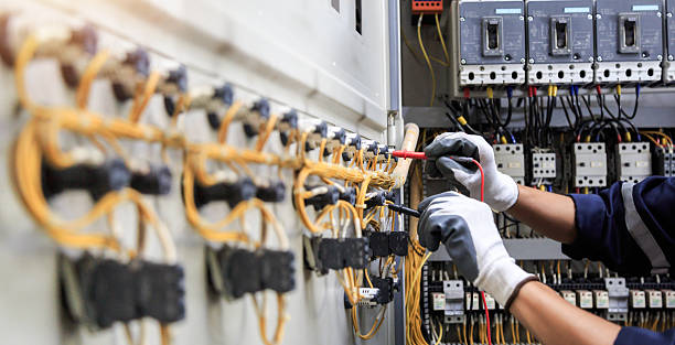 Professional Electrician technician working in Williamsburg, PA